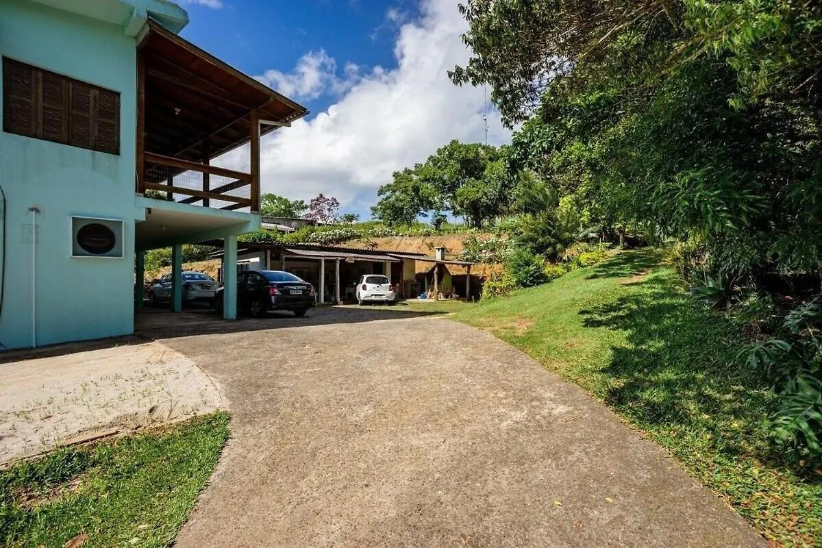 Casa Super Espacosa Com Vista Linda Para O Mar. Florianopolis
